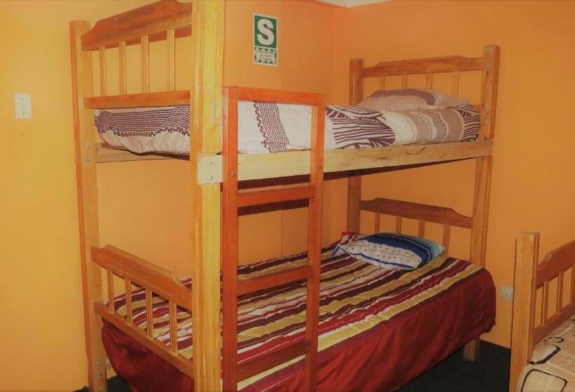 غرفة قياسية رباعية, Nery Lodging