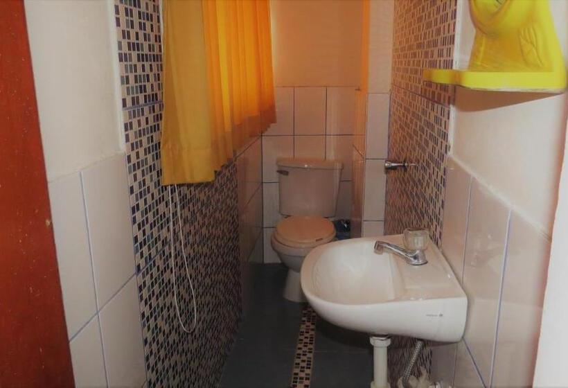 اتاق استاندارد چهار تخته, Nery Lodging
