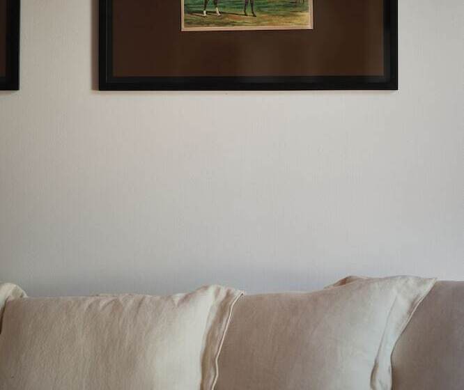 クラシックスタジオ, Precise Tale Poggio Alla Sala