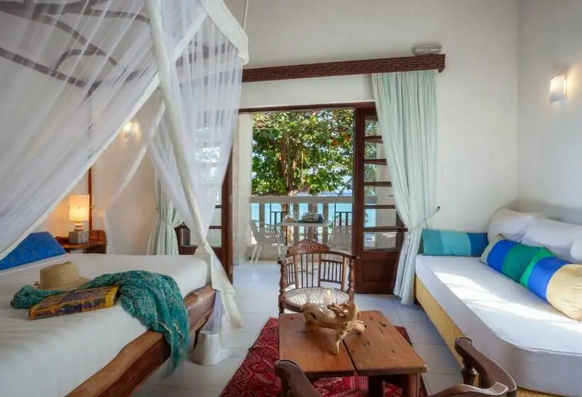 اتاق لوکس با چشم‌انداز دریا, The Maji Beach Boutique Hotel  Adults Only