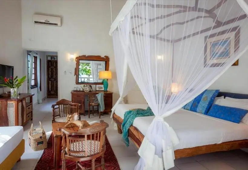 اتاق لوکس با چشم‌انداز دریا, The Maji Beach Boutique Hotel  Adults Only