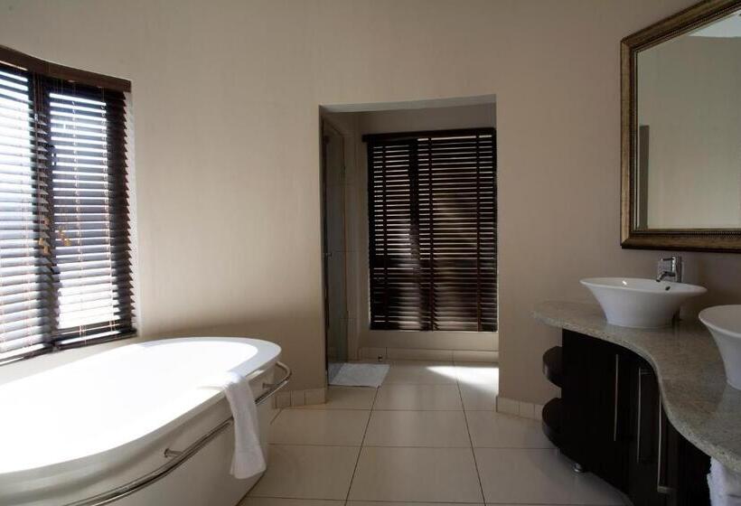 ‫فيلا غرفة نوم واحدة, Legend Simba Safari   Legend Golf Safari Resort