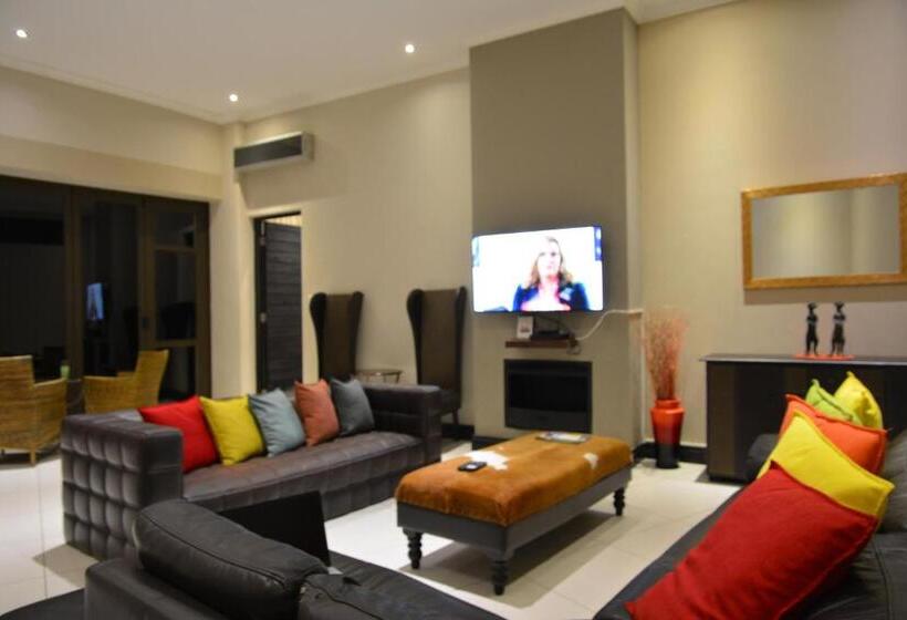 ‫فيلا غرفة نوم واحدة, Legend Simba Safari   Legend Golf Safari Resort