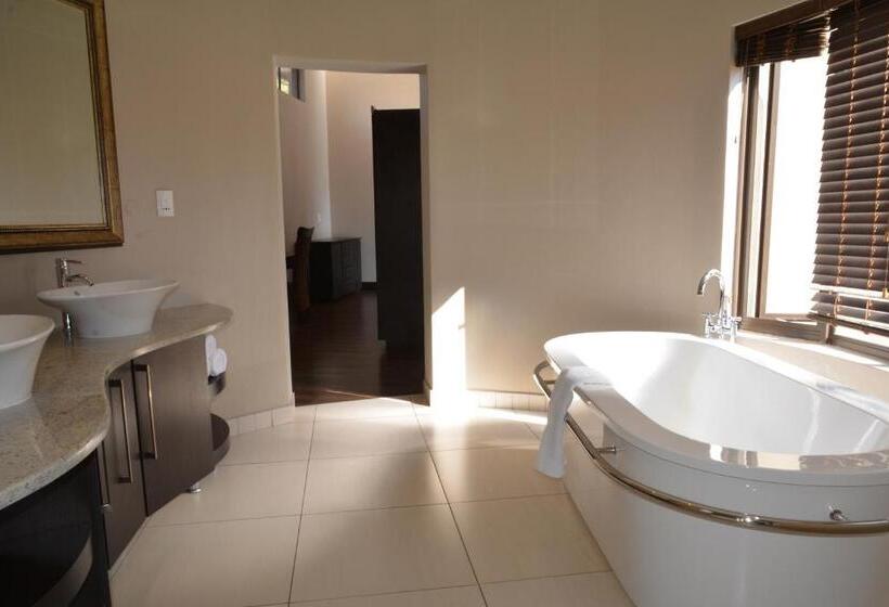 ‫فيلا غرفة نوم واحدة, Legend Simba Safari   Legend Golf Safari Resort