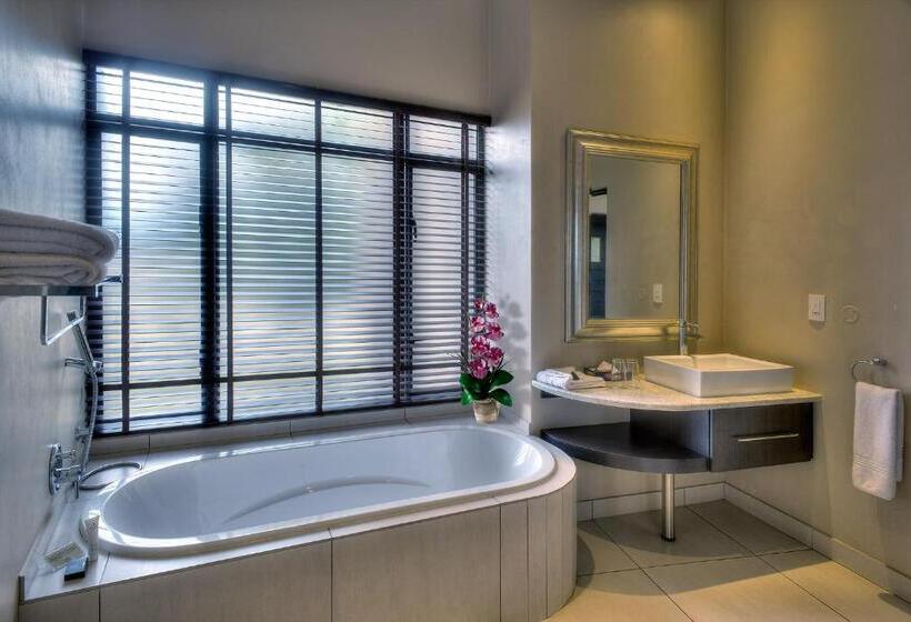 Номер Стандарт с Террасой, Legend Simba Safari   Legend Golf Safari Resort