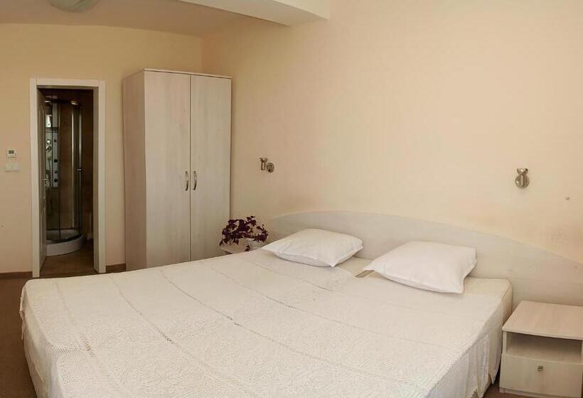 スタンダードルーム, Complex Pika