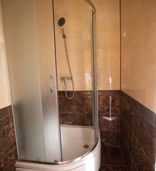 Номер Стандарт Четырехместный Совместный Санузел, Guest House In Drachino