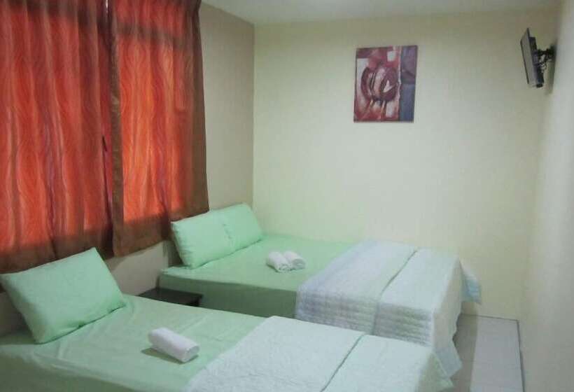 اتاق استاندارد سه نفره, Best Seven Motel