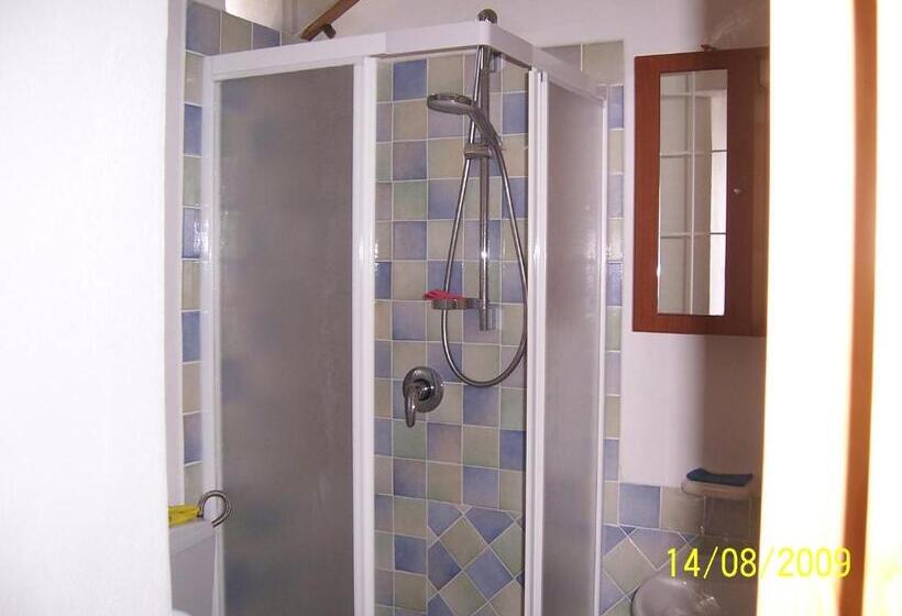 侧面海景俱乐部房间, Case Vacanza Cafarella