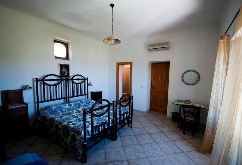 侧面海景俱乐部房间, Case Vacanza Cafarella