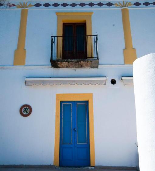 带露台的标准房间, Case Vacanza Cafarella