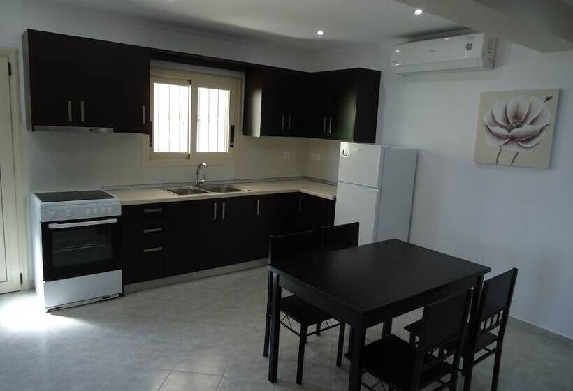 Апартаменты 2 Спальни, Crystal Blue Hotel, Barbati