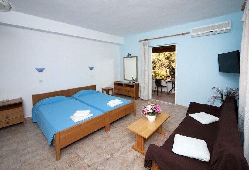 标准工作室, Crystal Blue Hotel, Barbati