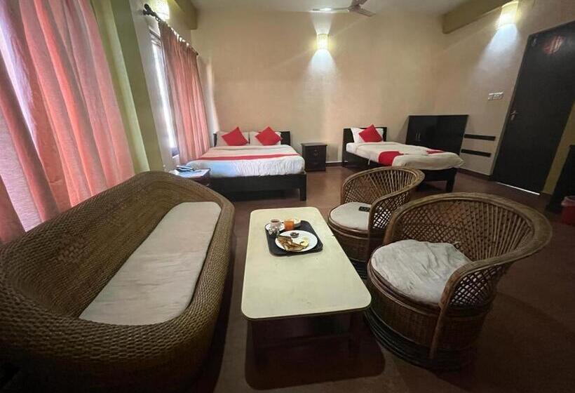 Quarto Triplo Standart, August Lake