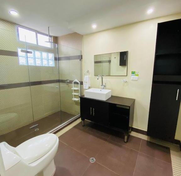 标准三人间, Casa Colonial