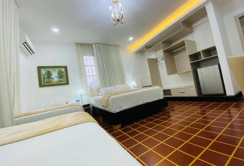 标准三人间, Casa Colonial