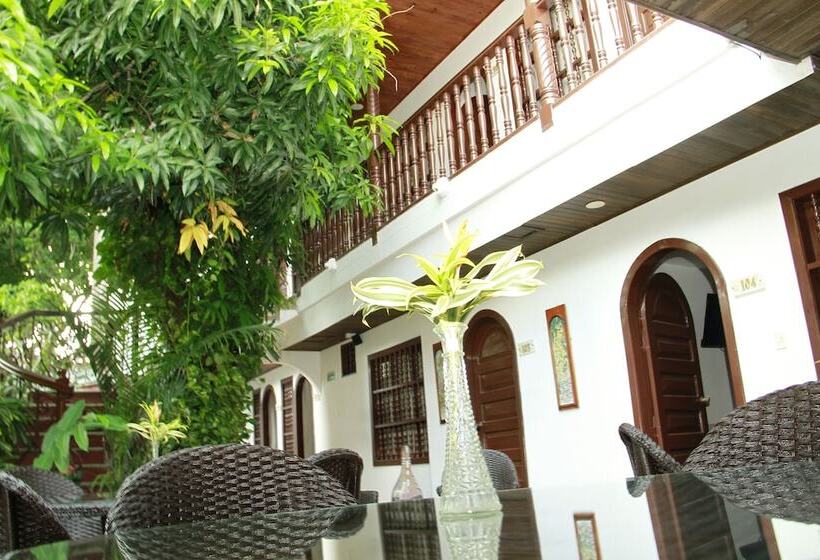 标准三人间, Casa Colonial