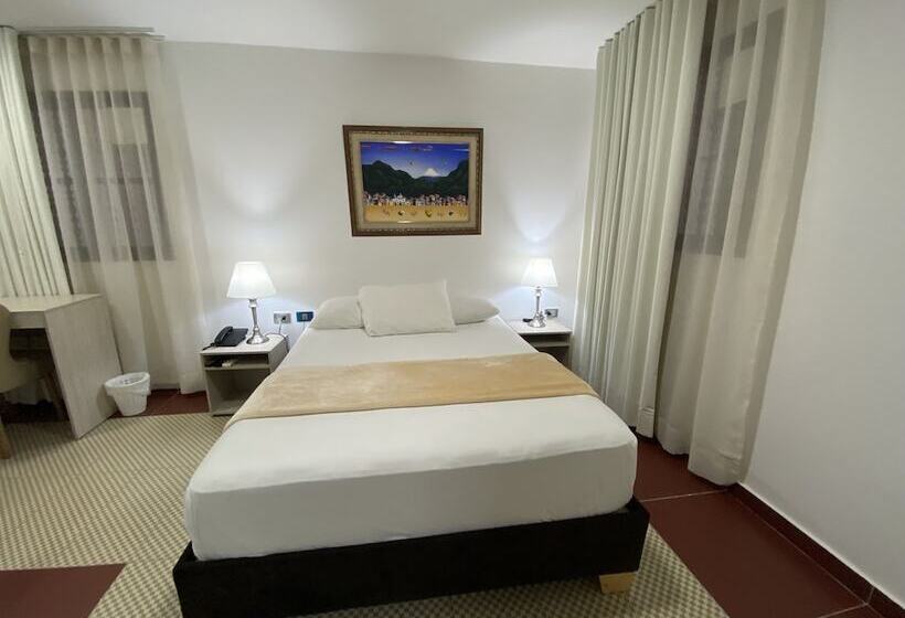 标准单人间, Casa Colonial