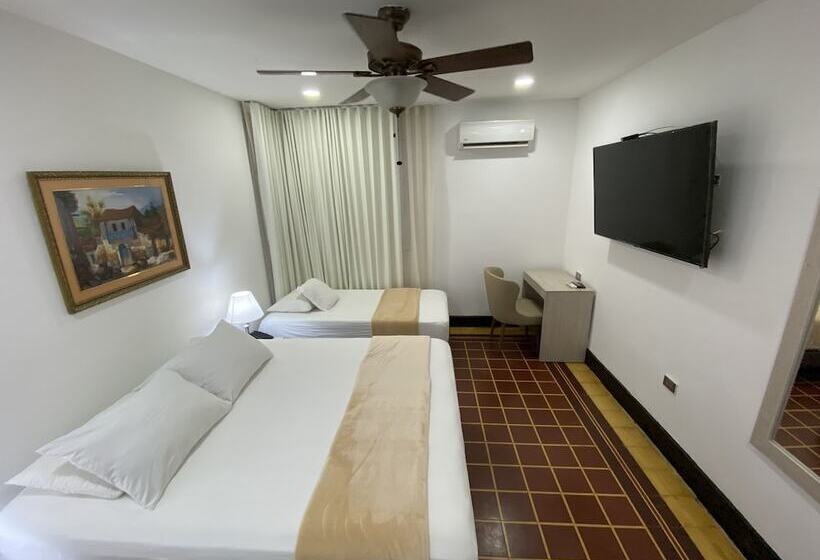 标准三人间, Casa Colonial