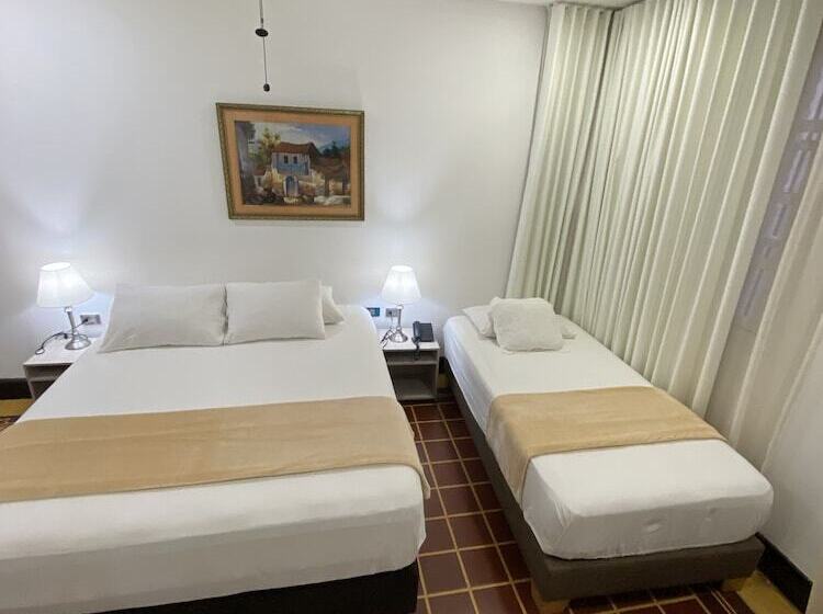 标准三人间, Casa Colonial