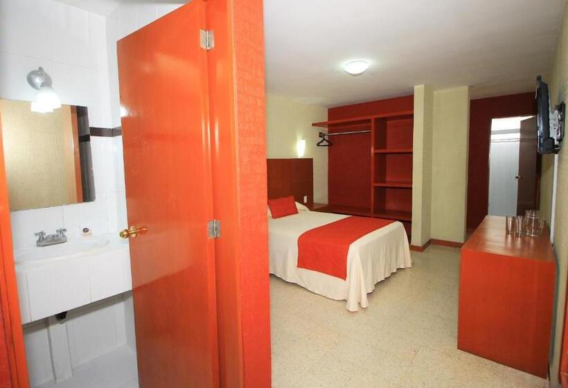 스탠다드 룸 킹사이즈 침대, Central