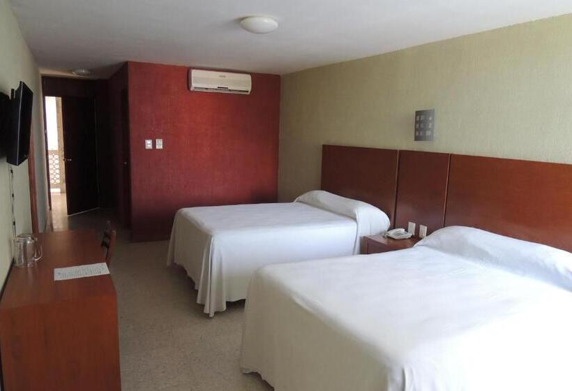 스탠다드 룸 더블 침대 2개, Central