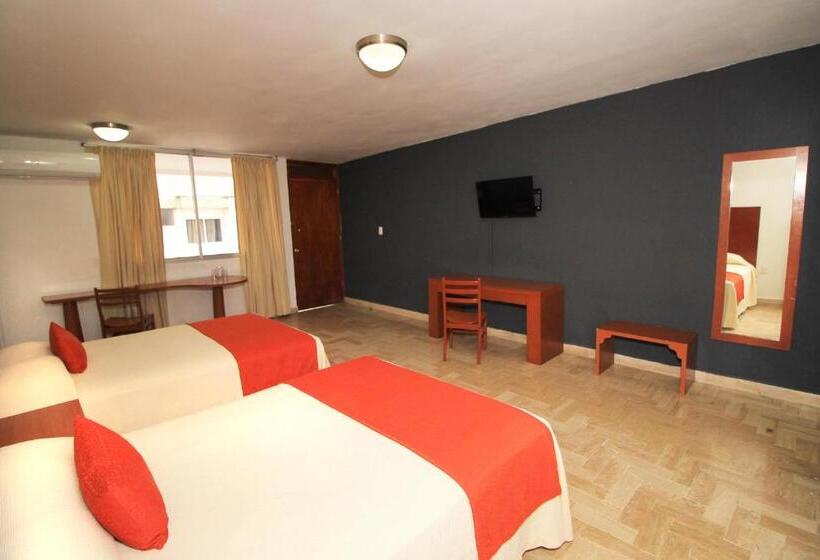 스탠다드 룸 더블 침대 2개, Central