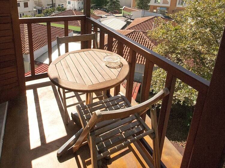 스탠다드 트리플 룸, Eliza Skiathos