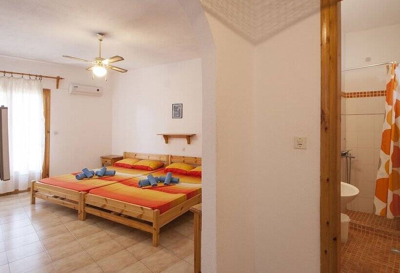 4인용 스탠다드 룸, Eliza Skiathos