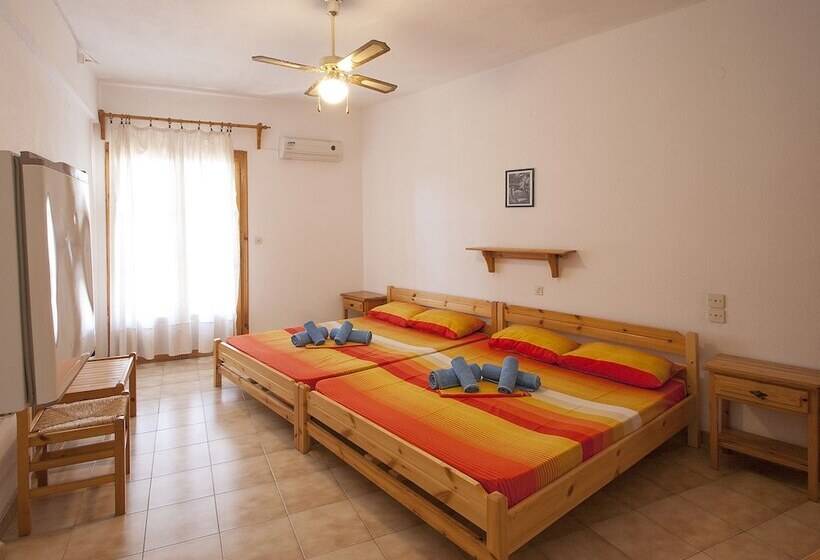 4인용 스탠다드 룸, Eliza Skiathos