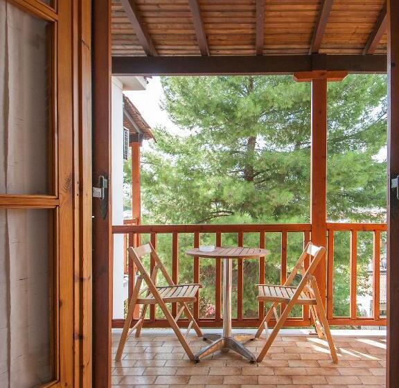 4인용 스탠다드 룸, Eliza Skiathos