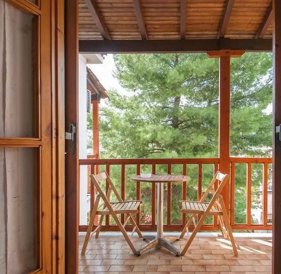 スタンダード４人部屋, Eliza Skiathos