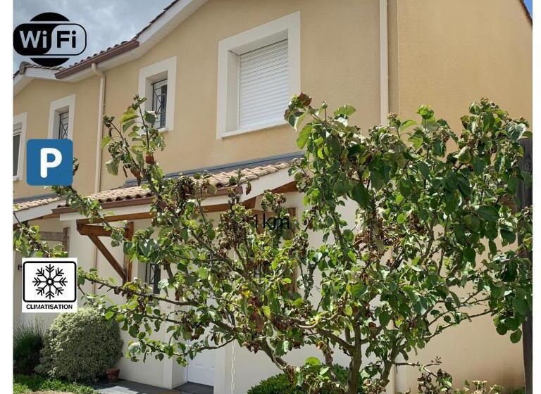 Вилла 3 Спальни, La Residence Les Grands Vignobles