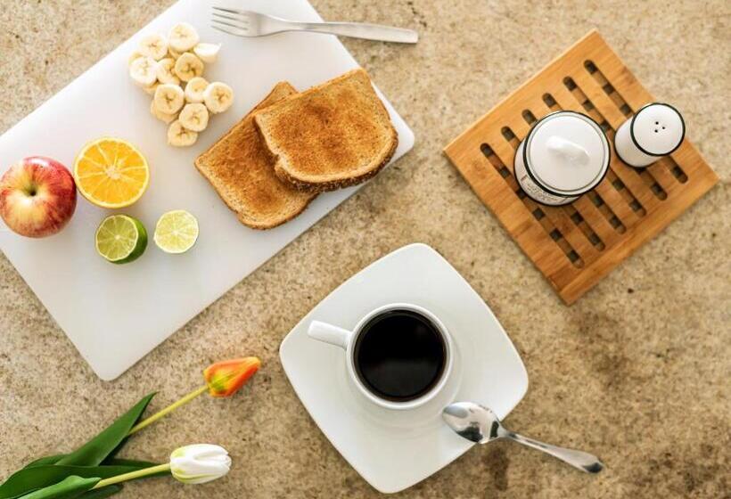 海の見える２ベッドルームアパートメント, Vela S Condos Ocean Front