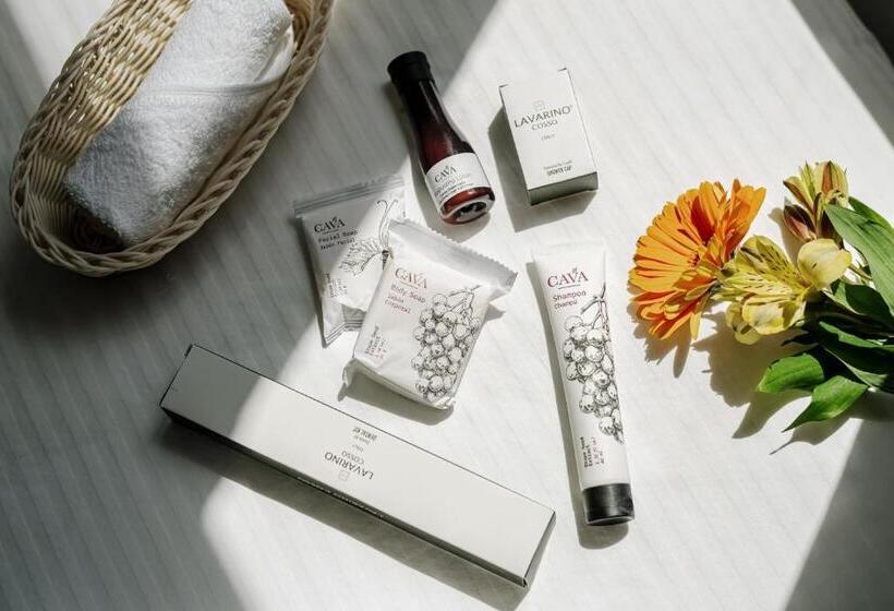 サイドシービュー１ベッドルームアパートメント, Vela S Condos Ocean Front