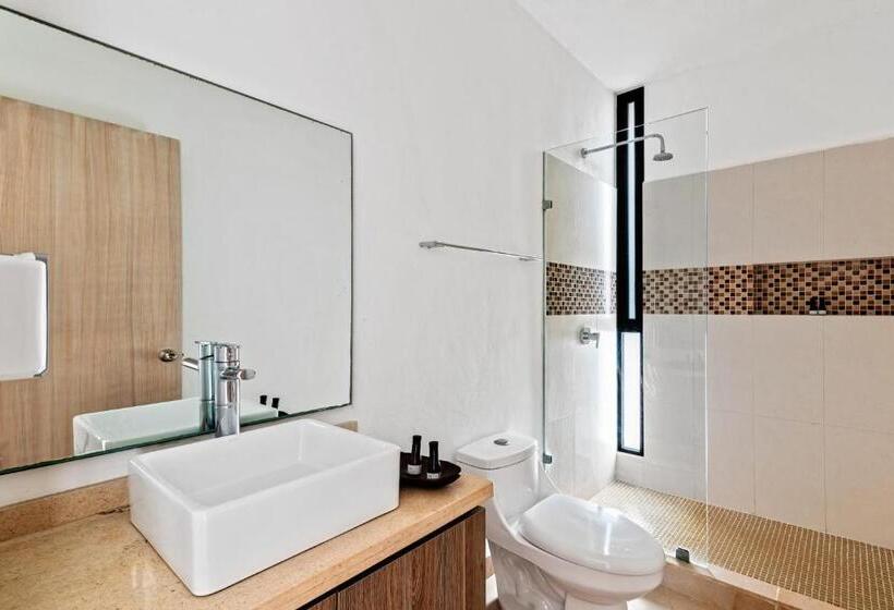 Apartament 1 Sypialnia Widok Boczny Morze, Vela S Condos Ocean Front