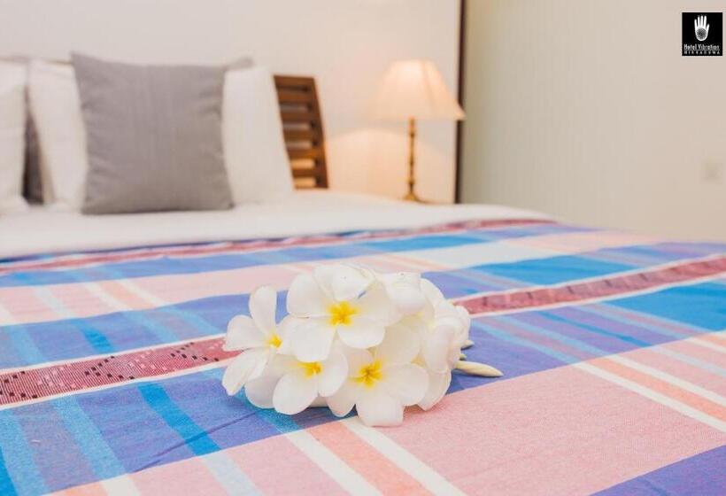 חדר סטנדרט נוף לגינה, Vibration