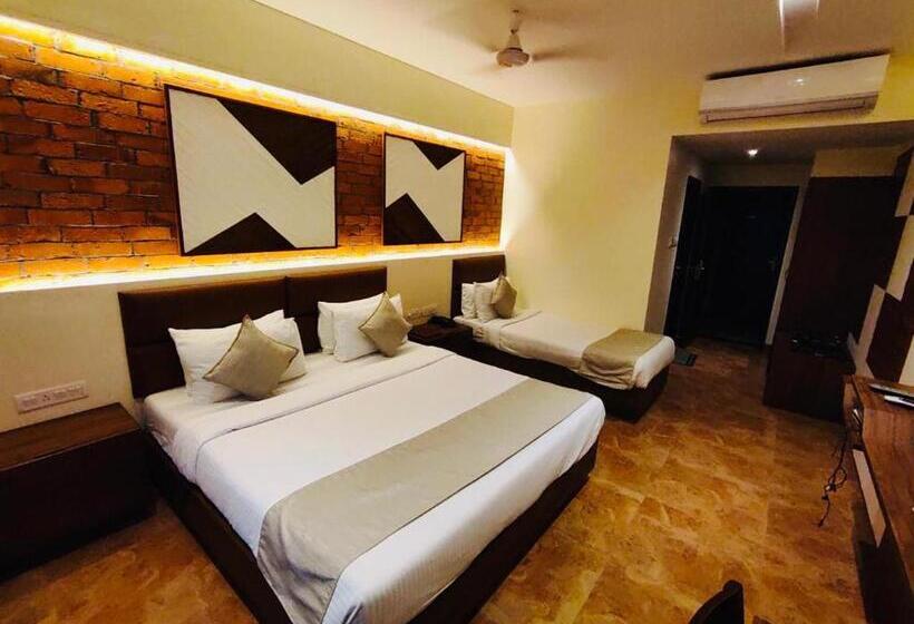 デラックスルーム, Zaras Resort Khandala