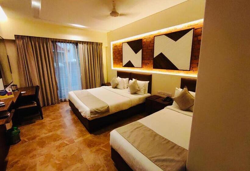 デラックスルーム, Zaras Resort Khandala