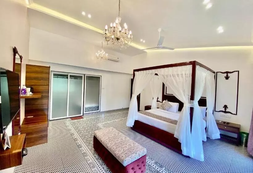 エクゼクティブスイート, Zaras Resort Khandala