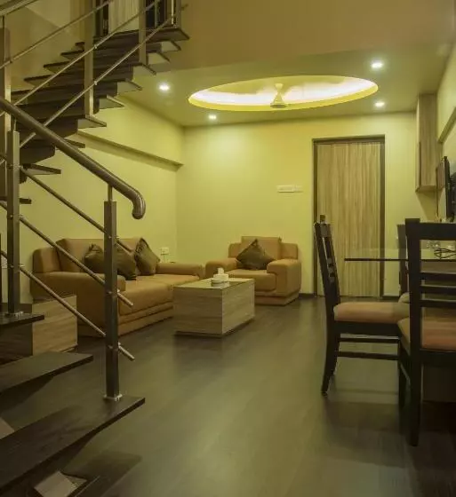 ペントハウススイート, Zaras Resort Khandala