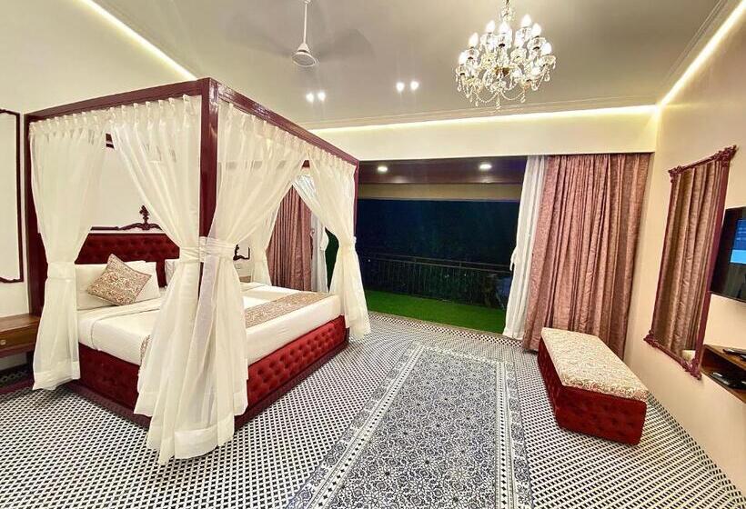 エクゼクティブスイート, Zaras Resort Khandala