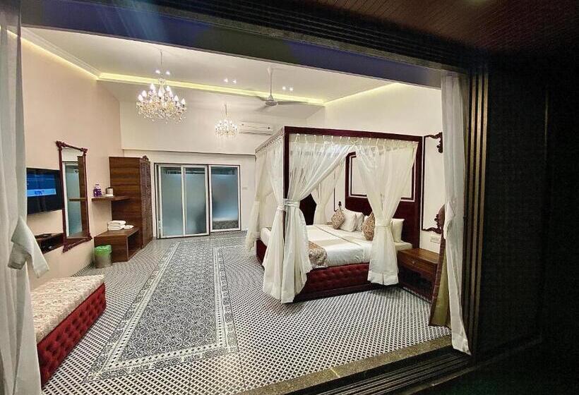 エクゼクティブスイート, Zaras Resort Khandala