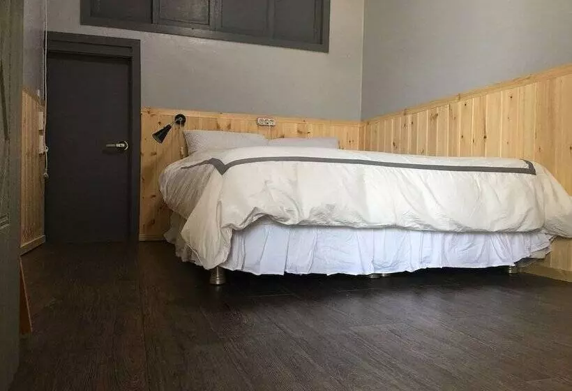 اتاق استاندارد, Gyeongju Momojane Guesthouse