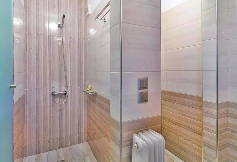 スーペリアスタジオ, Dilofo Hotel Luxury Suites
