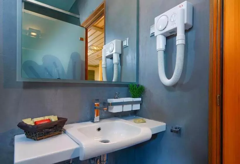 ジュニアスイート, Dilofo Hotel Luxury Suites