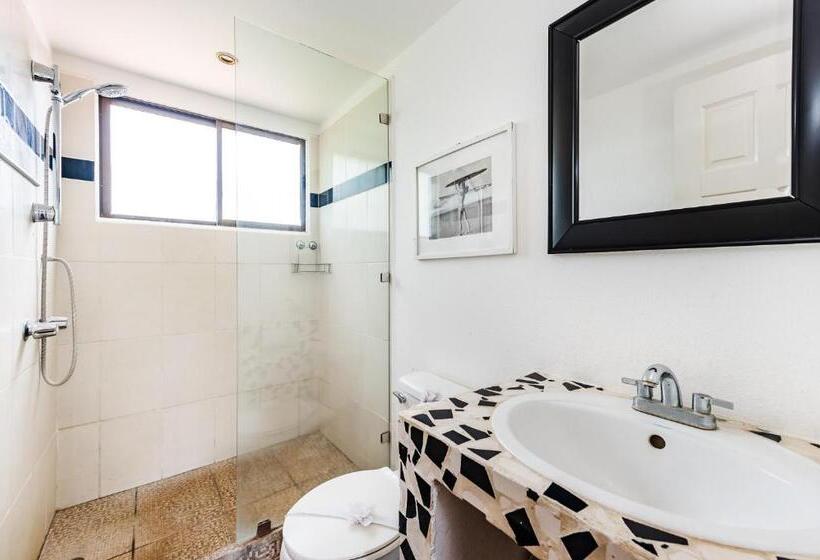 סטודיו דלוקס, Gardenia Tamarindo