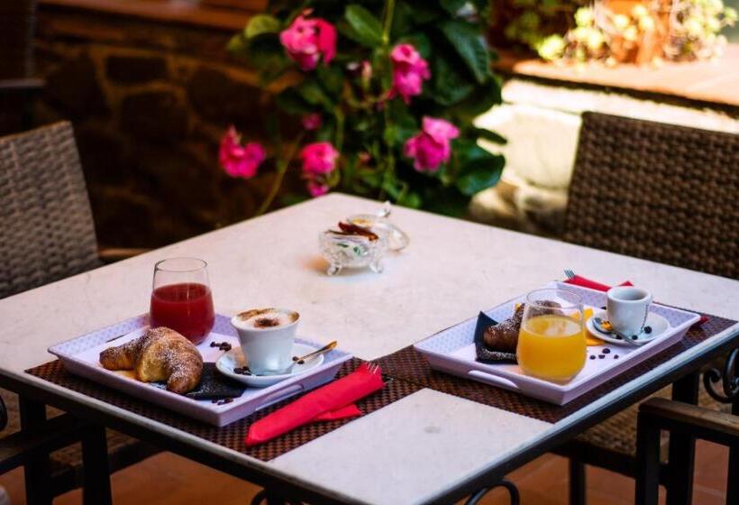 带按摩浴盆的套房, Agriturismo La Camporena