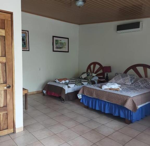 غرفة ديلوكس, Diuwak