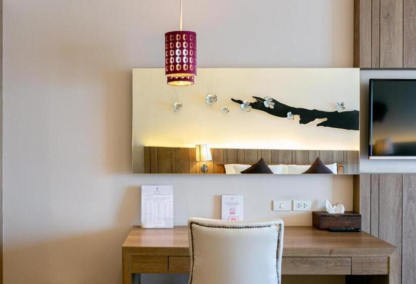 اتاق سوپریور, Grand Ratchapruek